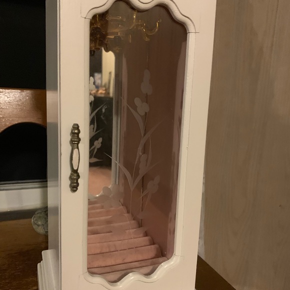 Jewelry Box - Picture 6 of 6